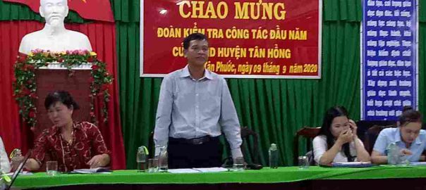 Ông Lê Tấn Công-Trưởng phòng GDĐT Tân Hồng